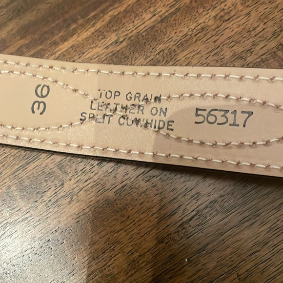 Chambers Belt Co. Top Grain Steerhide White Hand Finished Belt - Picture 7 of 11